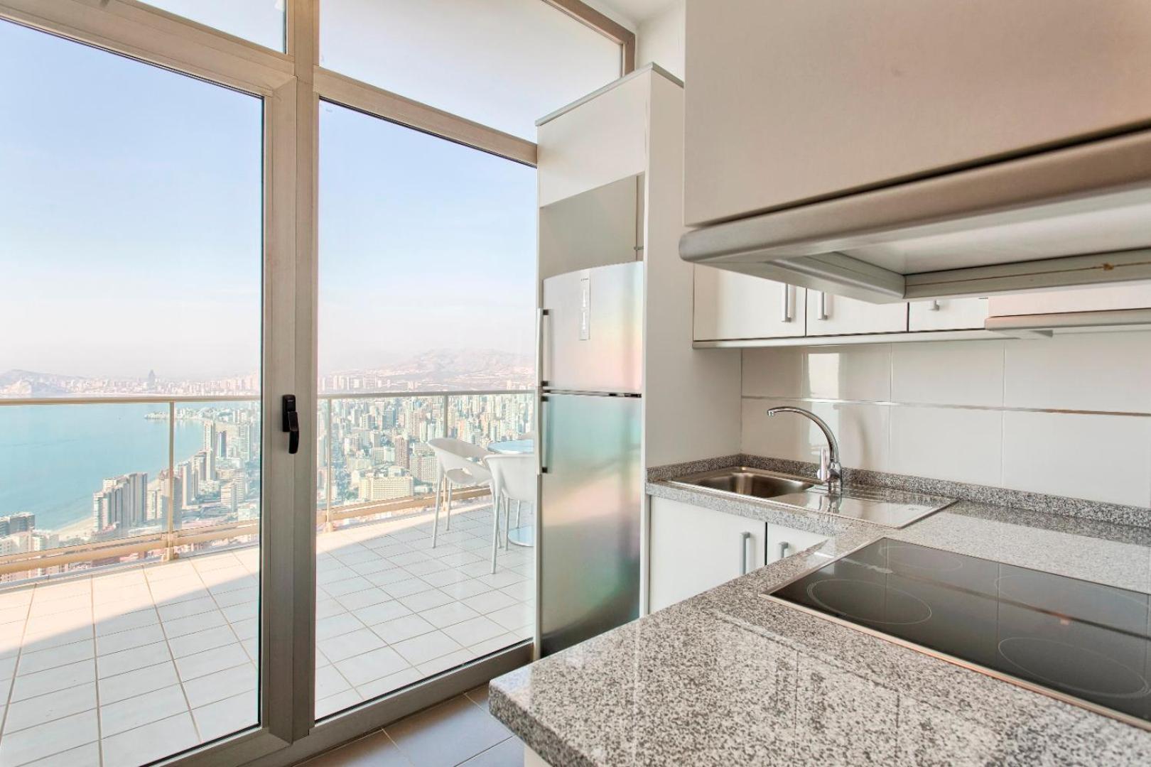 Luxury Apartment On The 40Th Floor With Amazing Views Benidorm Eksteriør billede